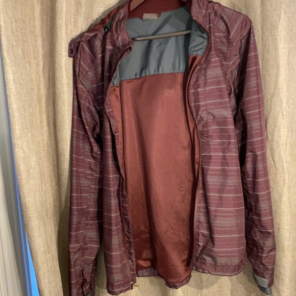 Asics Performance Rain Jacket - Picture 3 of 4